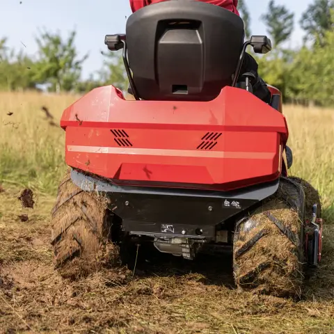 126227-solo-funyiro-traktor-t22-110-6-hddh-a-v2-708ccm-13-4kw-110cm-8.webp